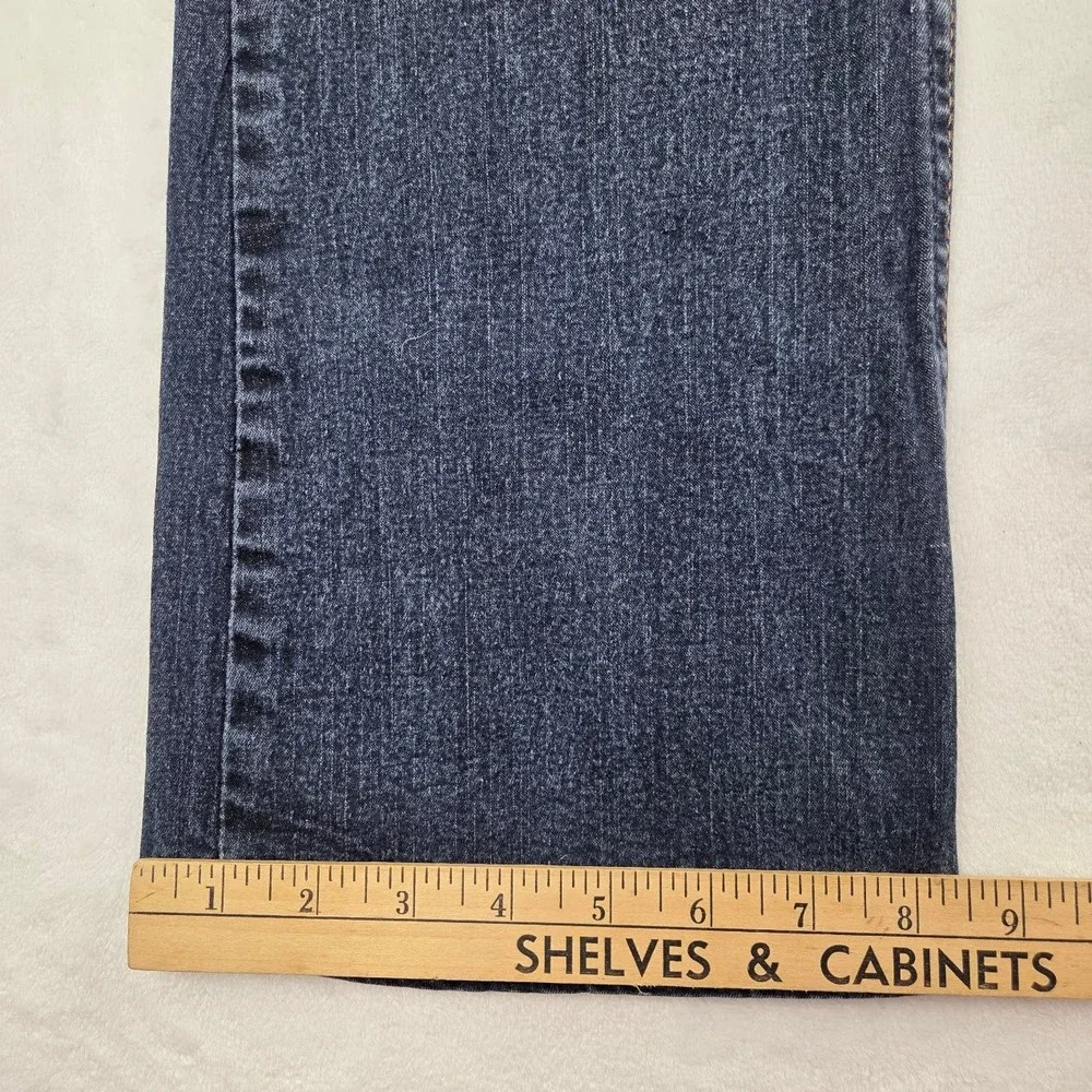 Levi's Signature Bootcut Jeans Womens 8 Short Blue Denim Mid Rise Excellent